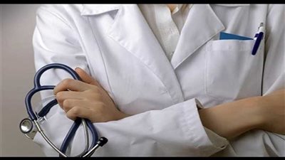 طبيب أمريكي يعتدي على 177 طالبا قبل الانتحار