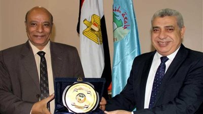 تكريم الدكتور خالد الفخراني بجامعة طنطا لبلوغه سن التقاعد