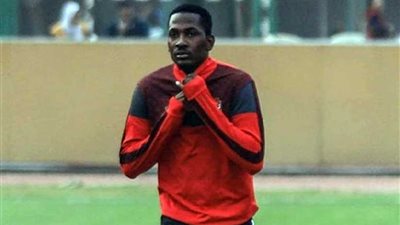 أجايي ينتظم في تدريبات الأهلي