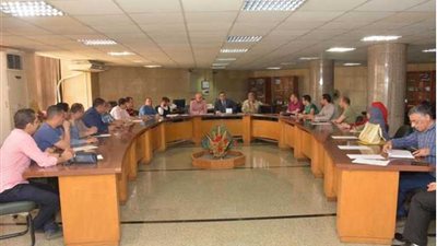 جامعة أسيوط تشهد الاجتماع الأول للجنة دراسة الوضع الراهن للجهاز الإداري للجامعة