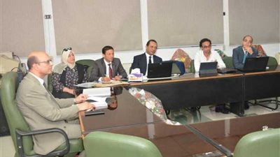 المنشاوي يلتقي وفد الهيئة العربية للتصنيع لتطوير البوابة الإلكترونية لجامعة أسيوط
