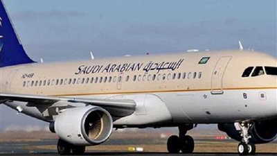 هبوط اضطراري لطائرة سعودية بمطار القاهرة لإنقاذ حياة رضيع