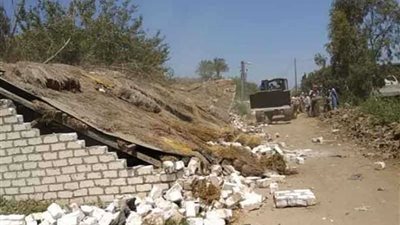 استمرار حملات إزالة التعديات على أملاك الدولة بالبحيرة