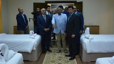 وزير الرياضة يستقبل رئيس اتحاد كرة القدم والجهاز الفني للمنتخب المصري