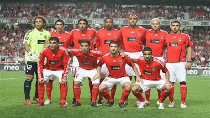 بنفيكا يحرز لقب الدوري