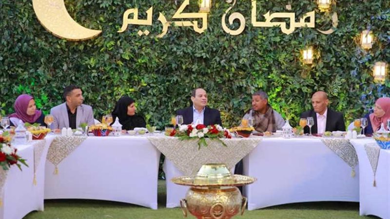 الرئيس السيسي يشهد