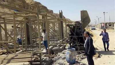 المنيا تجمل مدخل تل العمارنة