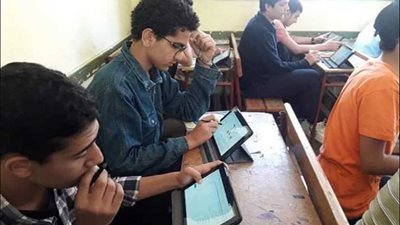 تغيب 17 طالبًا عن الامتحان وطالبتان لم تتمكنا من الامتحان إلكترونيًا