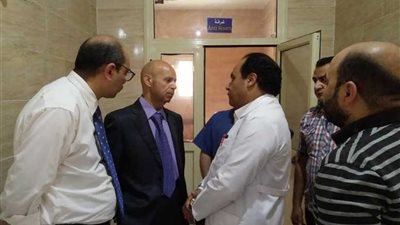 مدير صحة الشرقية يتفقد مستشفى ههيا المركزي