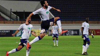 سموحة يضمن البقاء بثنائية أمام بتروجت