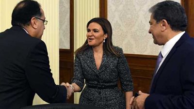 مجلس الوزراء يستعرض دور مراكز خدمات المستثمرين في تحسين مناخ الاستثمار