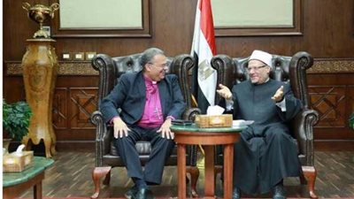 المفتي ورئيس الطائفة الإنجيلية: المصريون على قلب رجل واحد