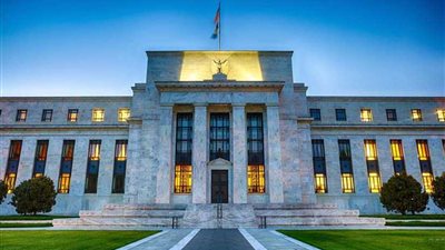 الفيدرالي الأمريكي يكشف تبني أعضاءه نهج 