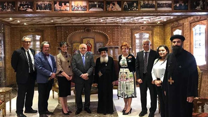 وفد مجلس الشيوخ الكندي