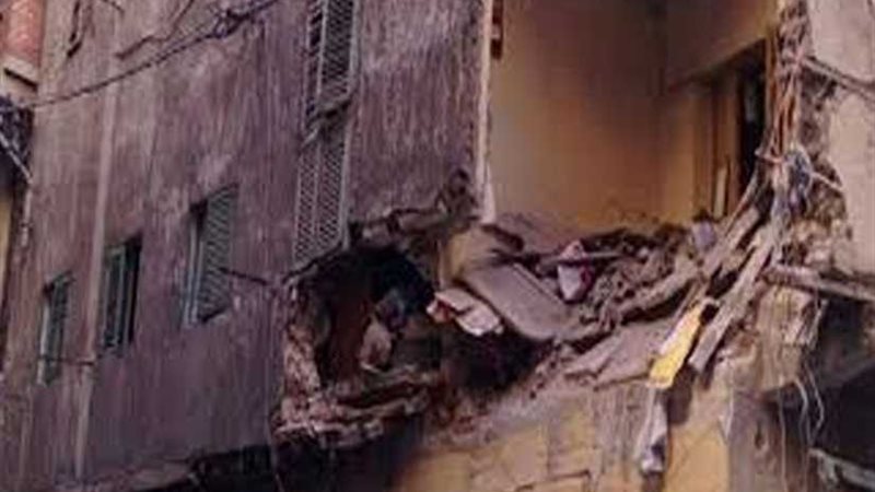 إنقاذ خمس أسر إثر