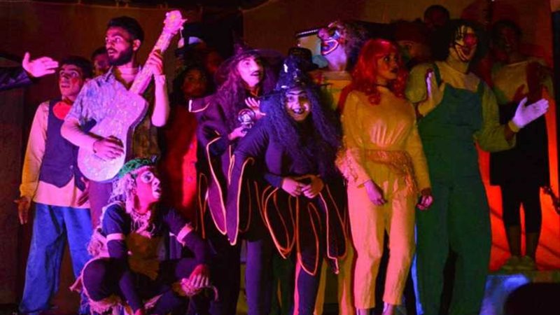 اليوم.. عرض مدينة