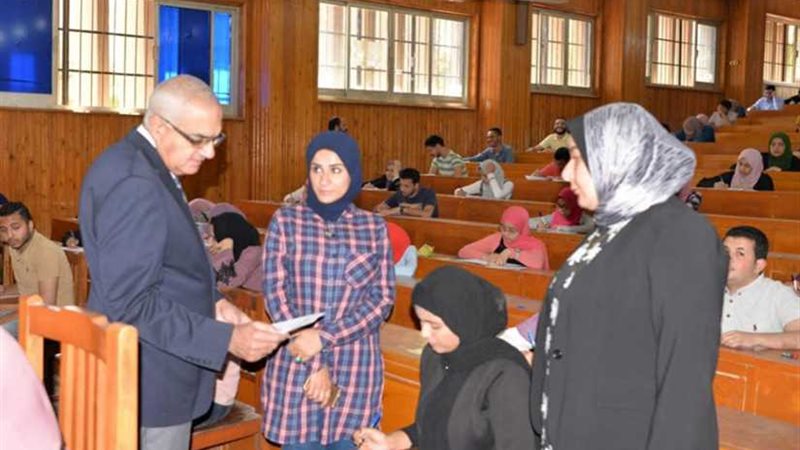 رئيس جامعة المنصورة