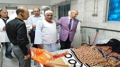 مدير صحة الشرقية يتفقد استعدادات افتتاح قسم الجراحة بمستشفى أبوكبير