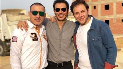 بالصور.. دياب ينتهي من تصوير أبو جبل مع مصطفى شعبان