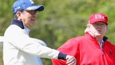 ترامب وآبي يحرصان على لعب الجولف خارج طوكيو