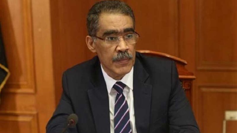 ضياء رشوان يطلب عقد