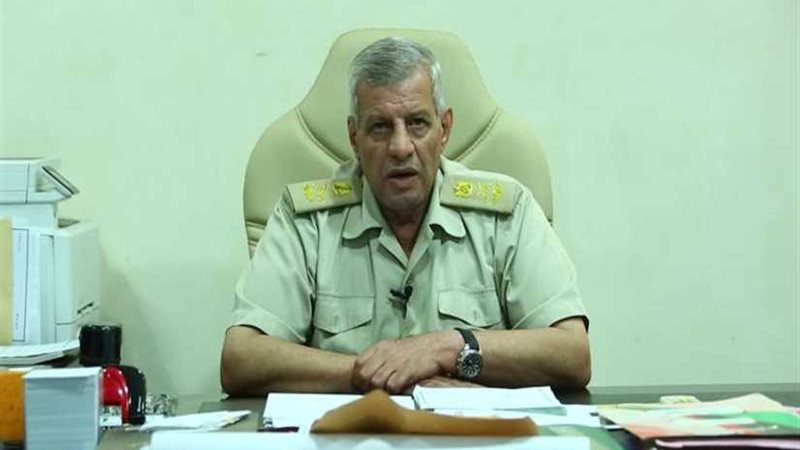 قائد عسكرى يتوعد