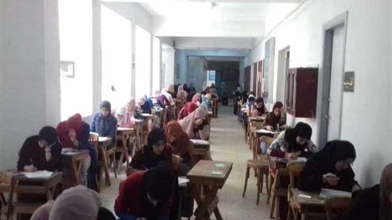 عميدة الكلية تحذر