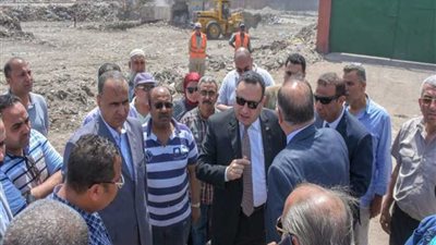 محافظ الإسكندرية يتفقد المحطة الوسيطة لرفع القمامة بأم زغيو