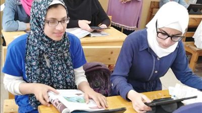 99 مدرسة تؤدي التاريخ إلكترونيا بالإسكندرية