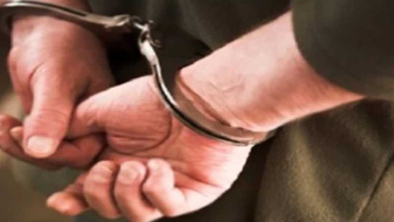 عاطل ينهي حياة سباك