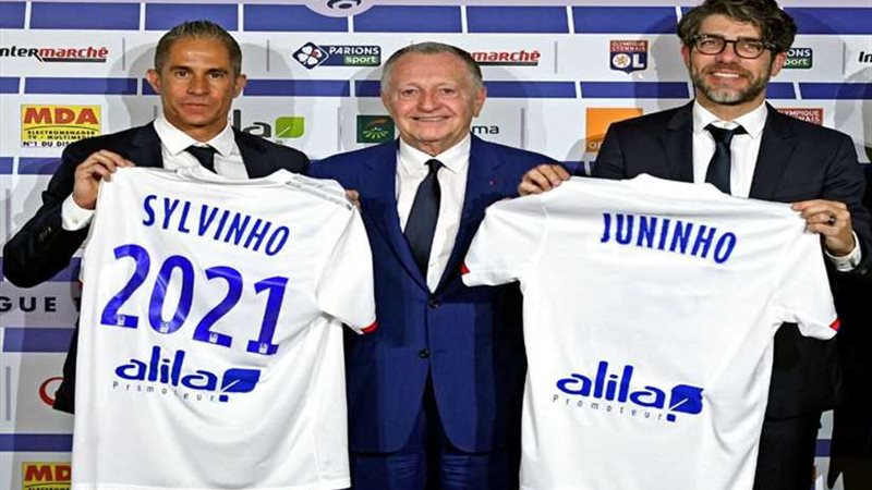 ليون يتعاقد مع جونينيو