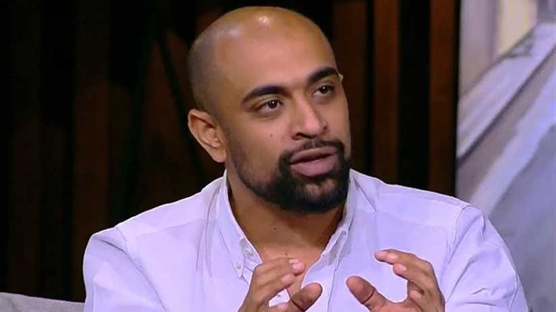 لآخر نفس يغادر البلاتوه