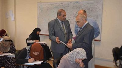 المحرصاوي يتفقد لجان امتحانات كلية التمريض بجامعة الأزهر