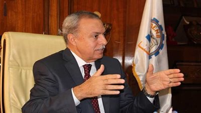 محافظ قنا : توريد 148 ألفا و 413 طنا قمح لصوامع وشوّن المحافظة