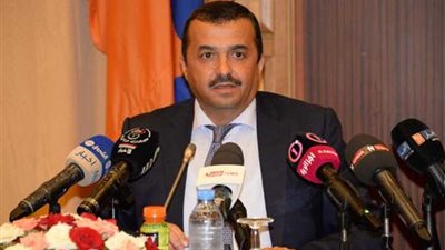 وزير الطاقة الجزائري يبحث مع رئيس شركة توتال الفرنسية التعاون المشترك