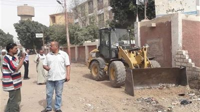 محافظ أسيوط يوجه بتكثيف حملات النظافة وإزالة الإشغالات والتعديات قبل عيد الفطر المبارك