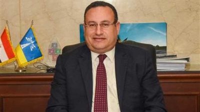محافظ الإسكندرية: غرامات فورية لتعديات أصحاب المقاهي والمعارض