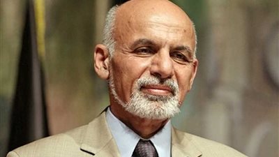 رئيس أفغانستان يبحث مع رئيس وزراء باكستان عملية السلام الأفغانية