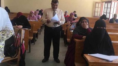 انتظام الامتحانات في كليتي اللغة العربية بالمنوفية ودراسات بورسعيد