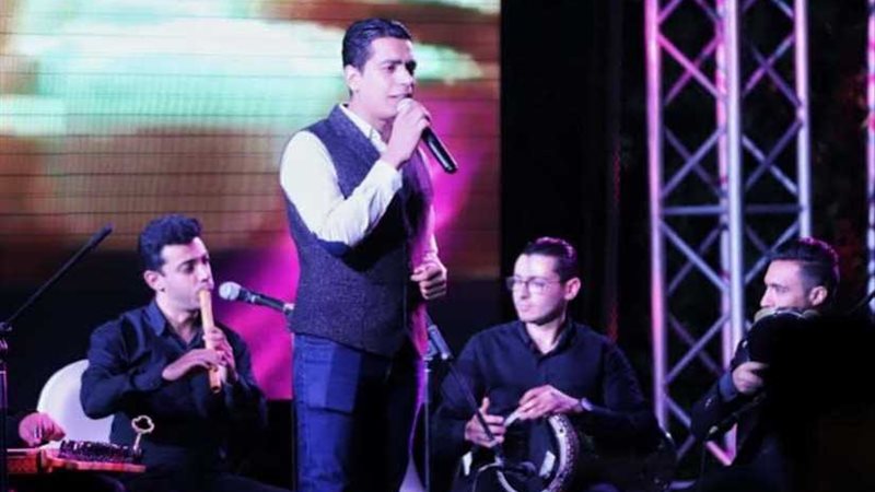 منشد العرب محمود