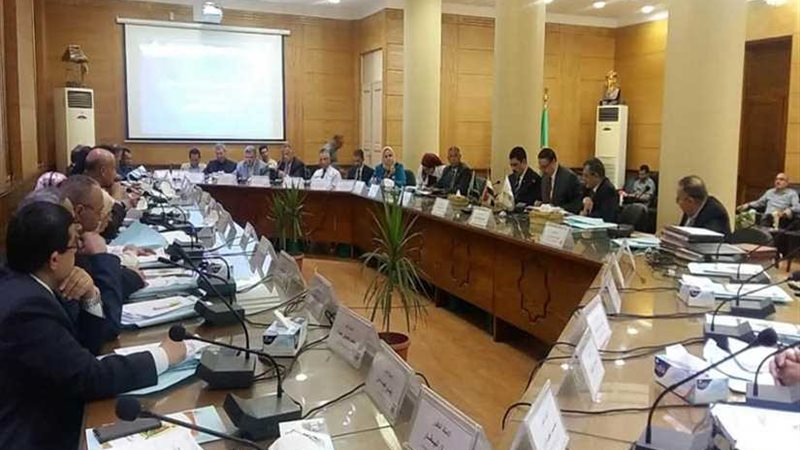 السعيد يرأس اجتماع