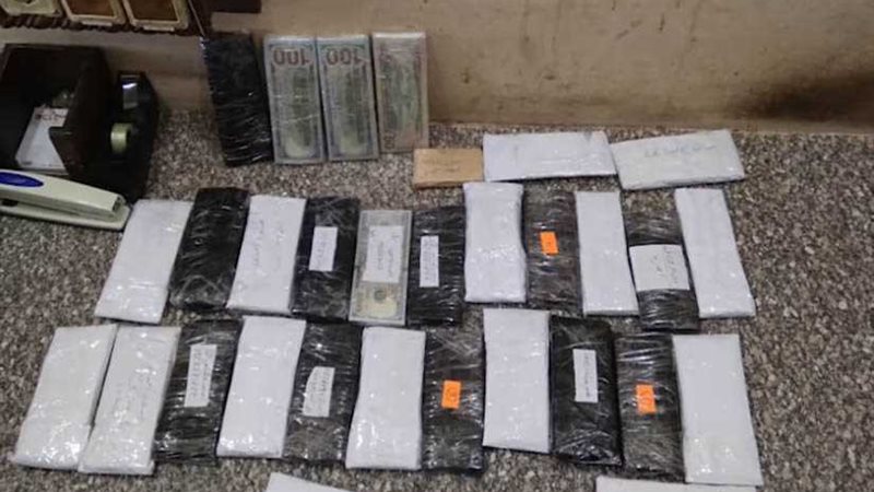 إحباط تهريب عملات