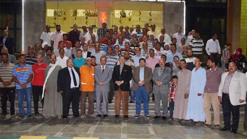 محافظ بني سويف يشارك