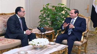 رئيس الوزراء يهنئ الرئيس السيسي بحلول عيد الفطر المبارك