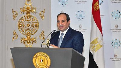 الرئيس السيسي يشهد احتفال ليلة القدر ويكرم حفظة القرآن الكريم