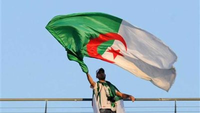 الثلاثاء أول أيام عيد الفطر المبارك بالجزائر