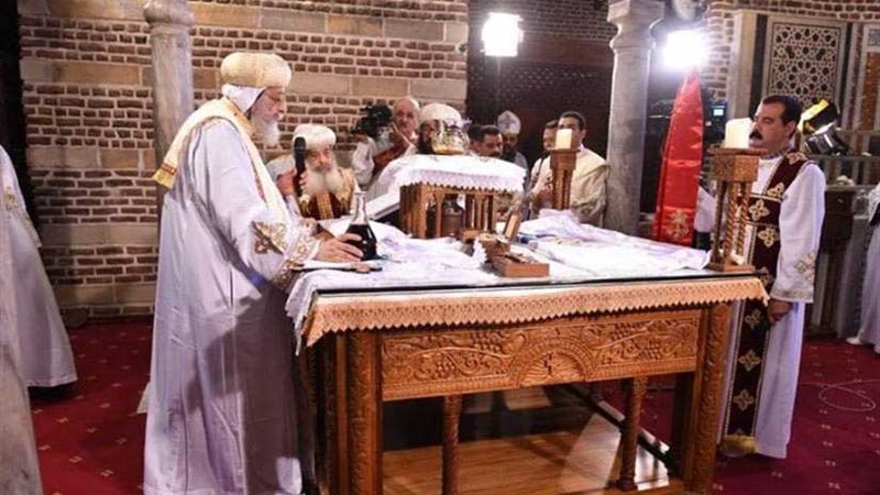 شاهد.. قداس عيد دخول