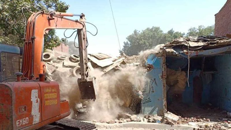 استمرار إزالة مناطق