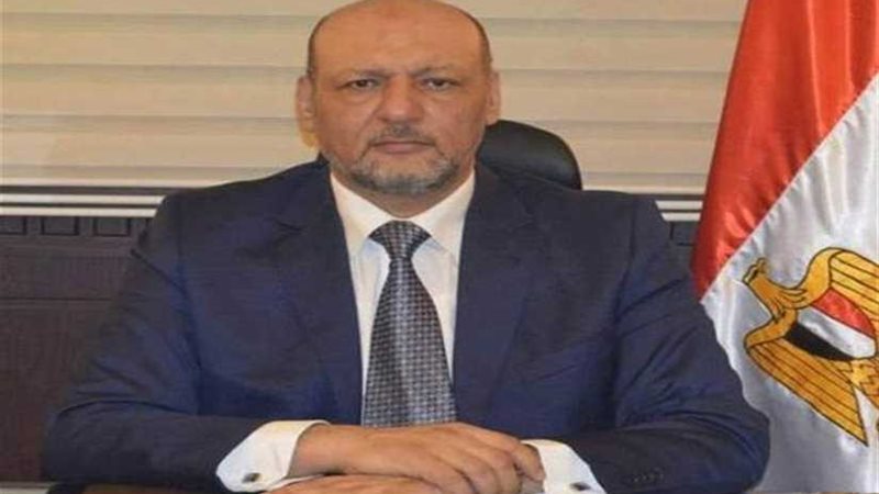 رئيس مصر الثورة يهنئ