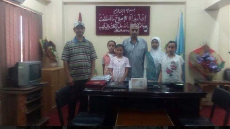 الصحفي الصغير يبدأ